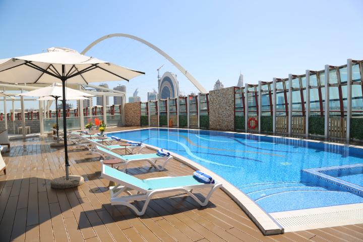 Cielo Hotel Pool & Gym