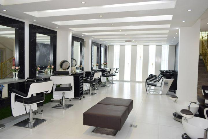 Royal Beauty Lounge