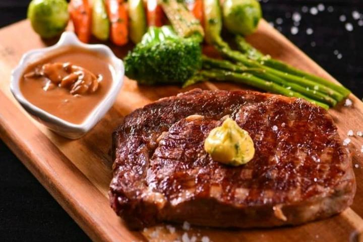 Old Manor Steak House