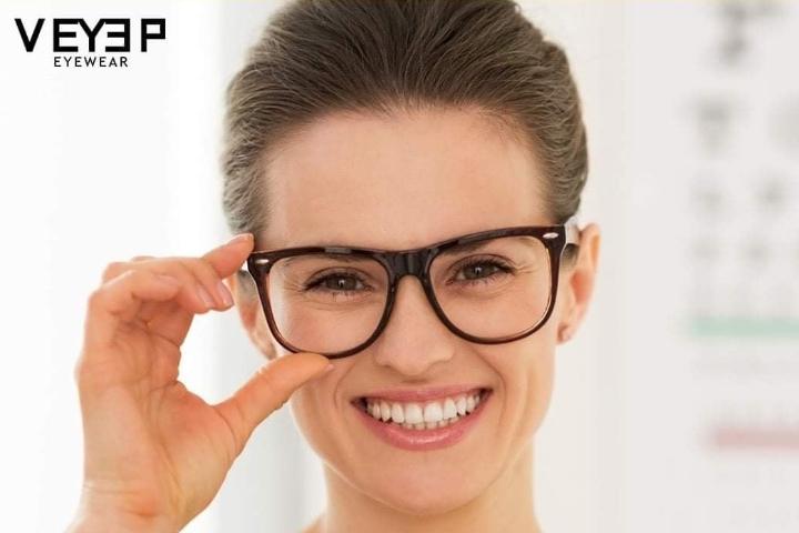 V Eye P Optics