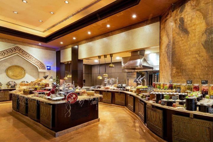 Al Liwan Restaurant