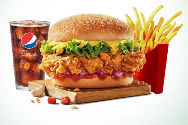 Hennys Fresh Fried Chicken photo 1