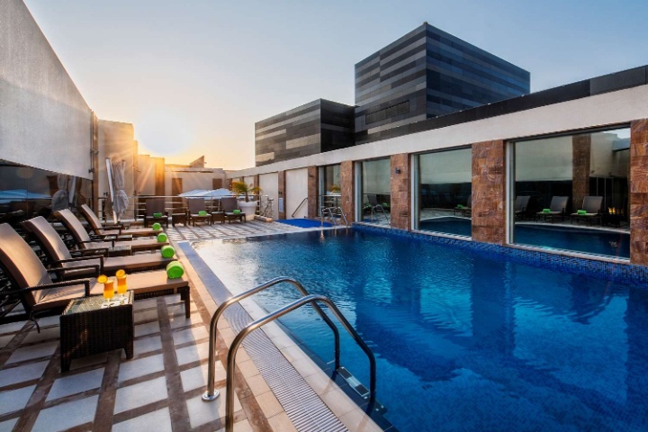 Golden Tulip Doha Pool & Gym photo 1