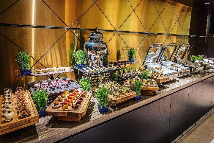 Circle Restaurant photo 2