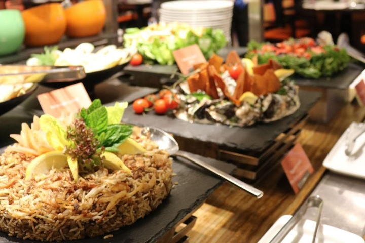 Circle Restaurant photo 3