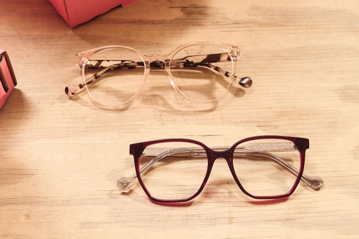 V Eye P Optics photo 3
