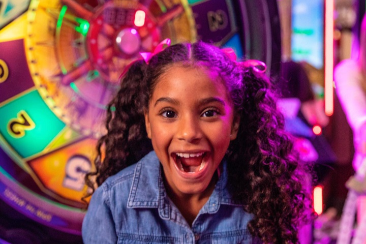 Chuck E Cheese photo 2