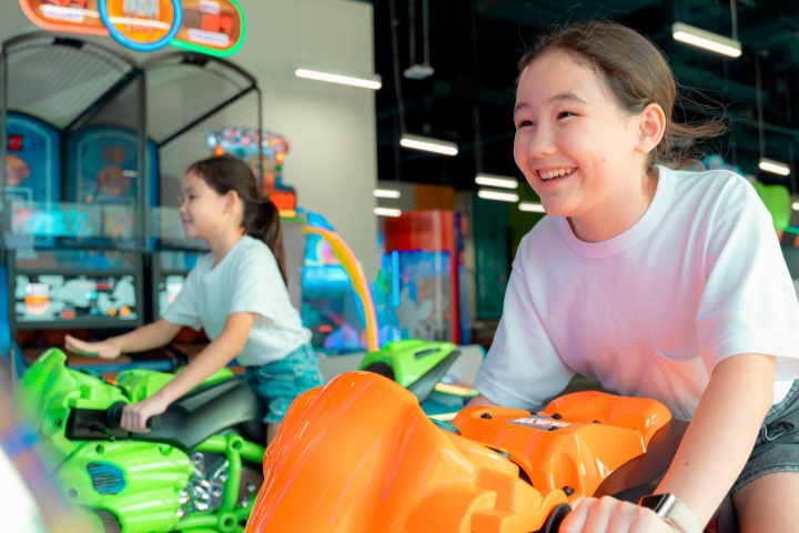 Chuck E Cheese photo 4