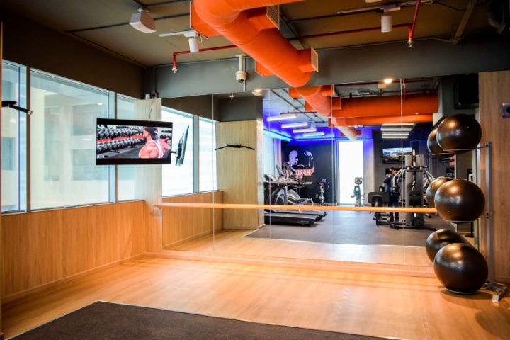 Saraya Corniche Hotel Gym photo 3