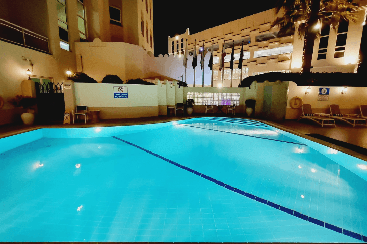 Movenpick Hotel Doha Pool photo 5