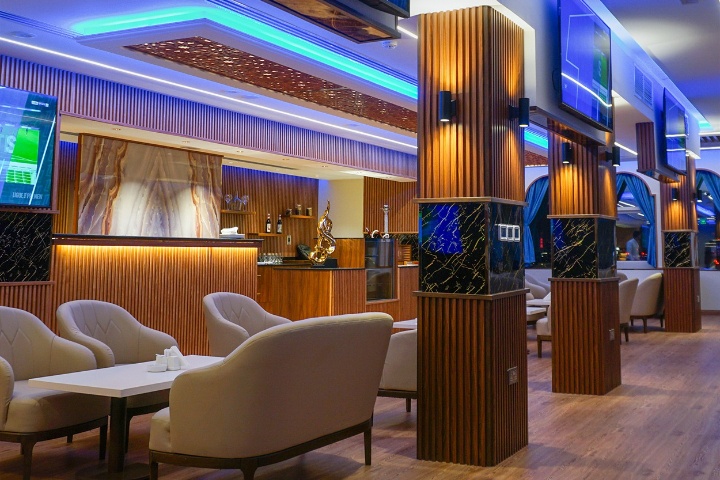 Riviera Lounge photo 3