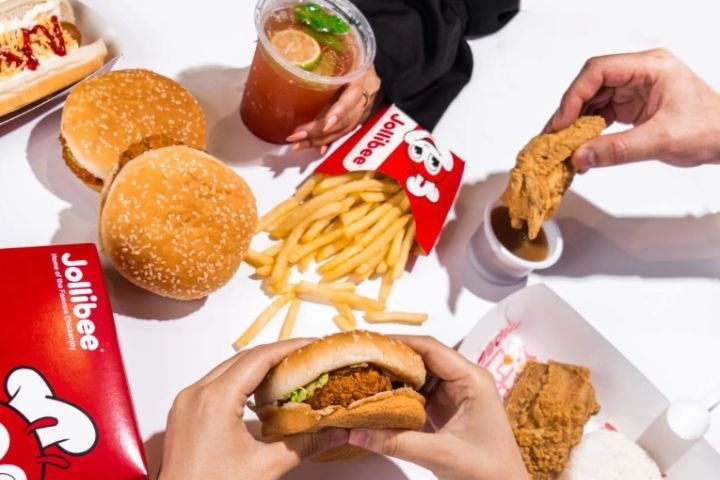 Jollibee photo 1