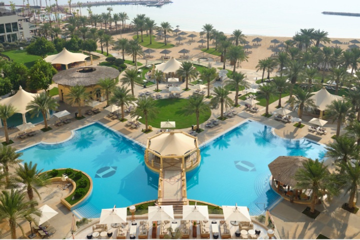 Bay Beach Club photo 4