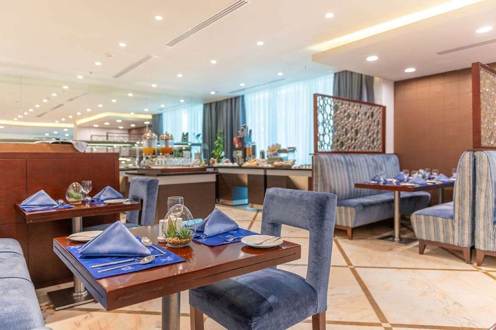 Monde Restaurant photo 4