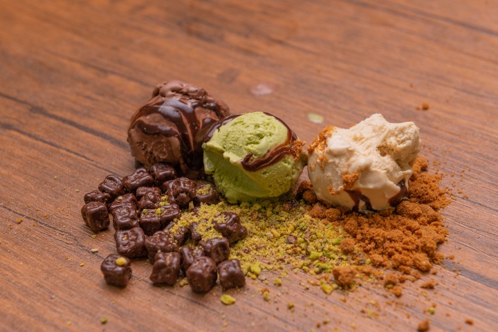 Al Hallab Sweets photo 5