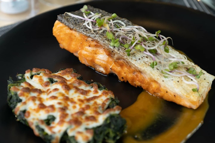 NuTree Holistic Restaurant photo 2
