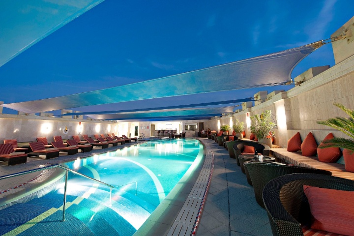 The Crowne Pool photo 3