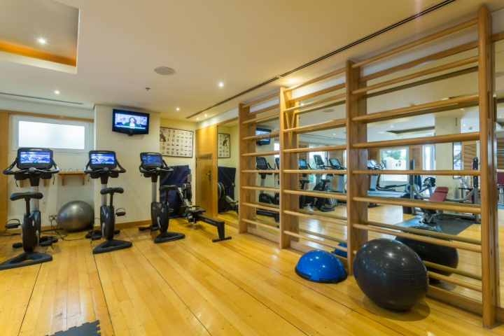 Movenpick Hotel Doha Gym photo 3