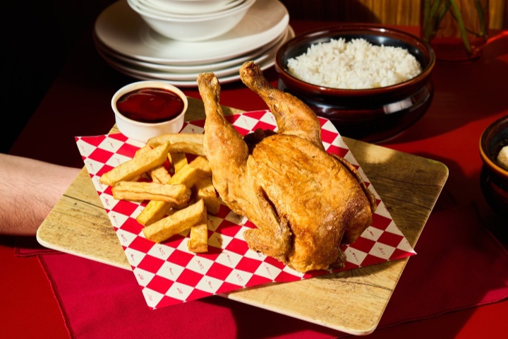 Max's Restaurant photo 5