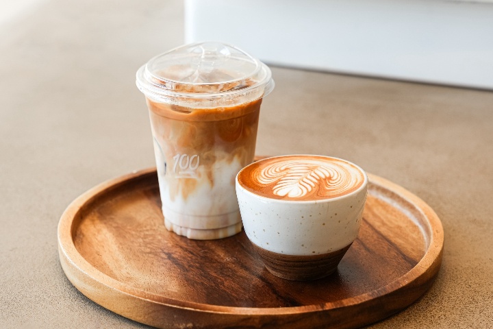 Hundred Coffee photo 3