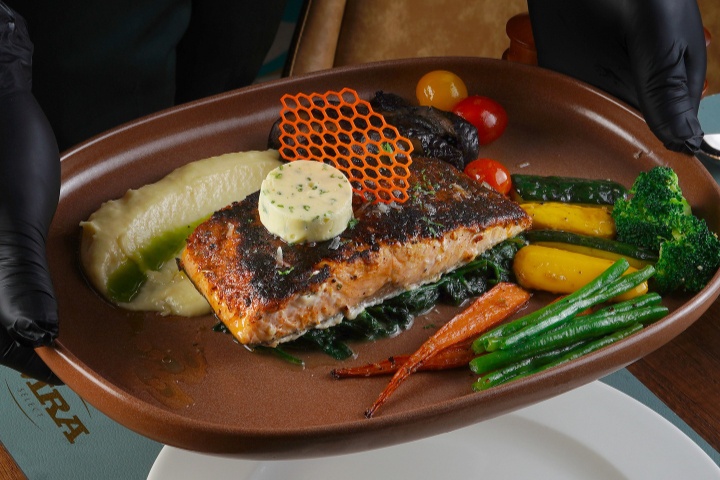 MRA Select Restaurant photo 4