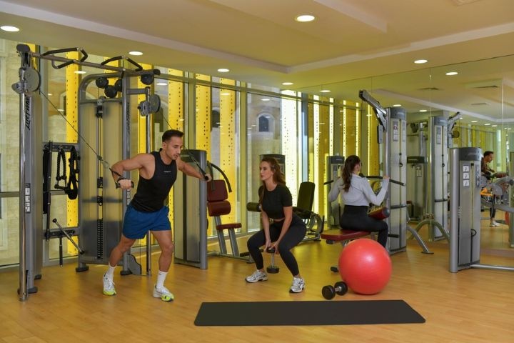 Adagio & Ibis Hotel Gym photo 4