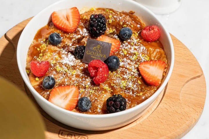 Godiva photo 2