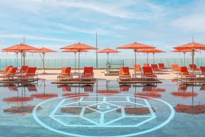 The Bentley Luxury Hotel & Suites Pool photo 4