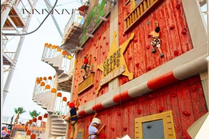 Angry Birds World photo 4