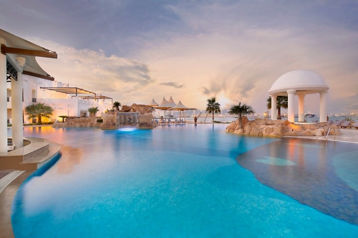 Sharq Village & Spa Pool photo 3