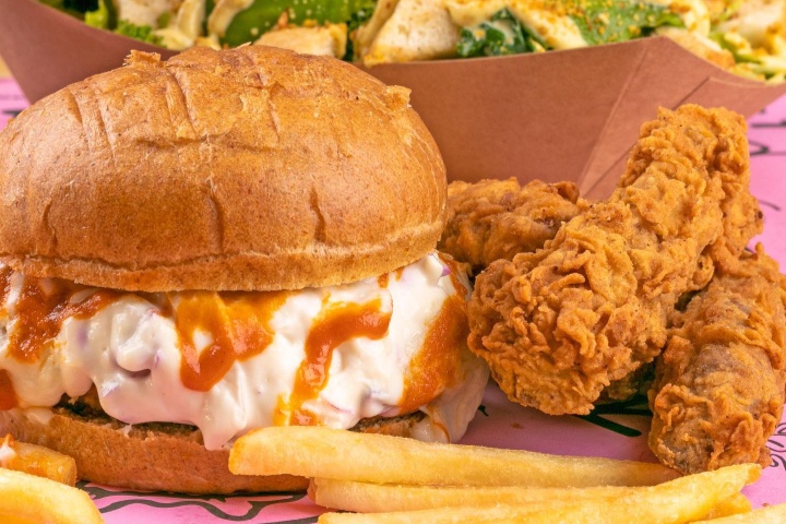Nosh Cravings photo 3