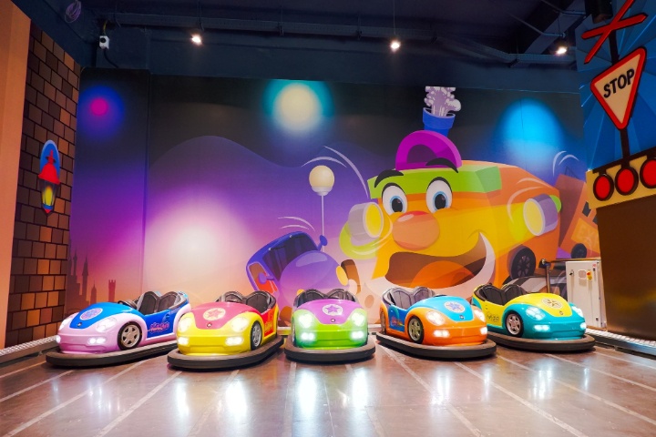 Yippy Land Entertainment photo 3