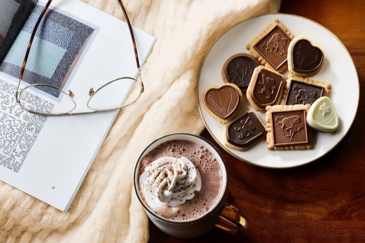 Godiva photo 4