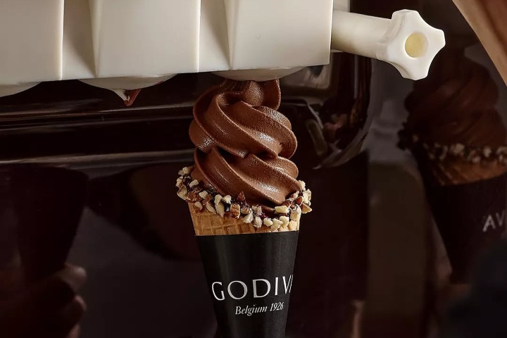 Godiva photo 5
