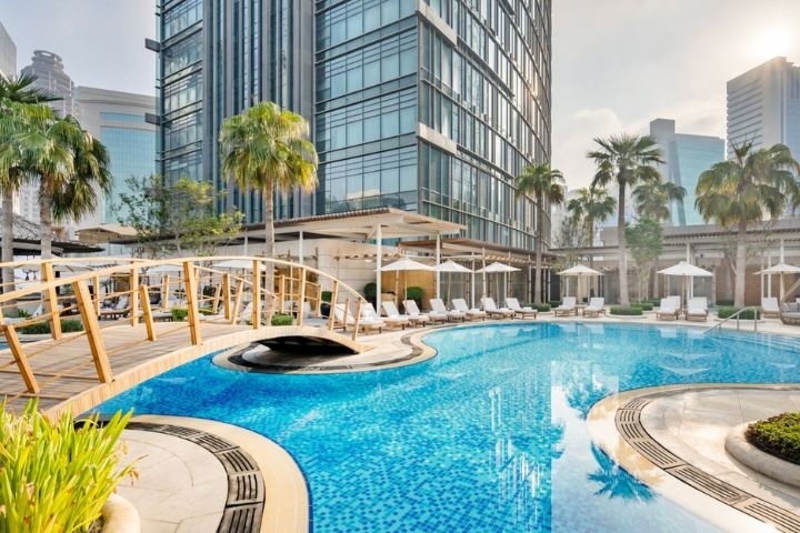 JW Marriott Marquis Doha Pool photo 1