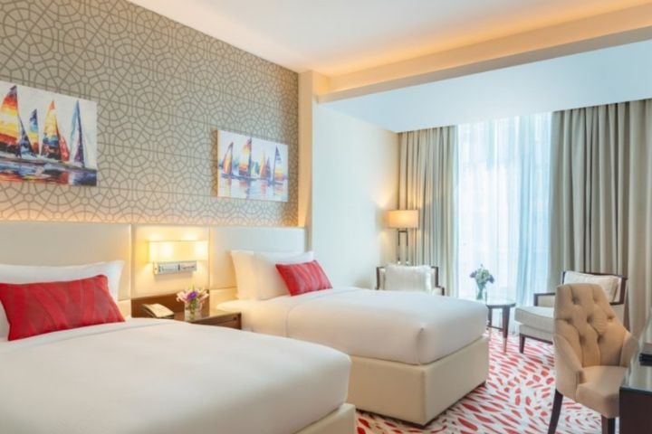 Riviera Rayhaan by Rotana Rooms photo 2