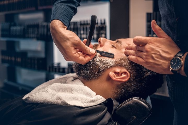 Saraya Corniche Men Salon photo 2